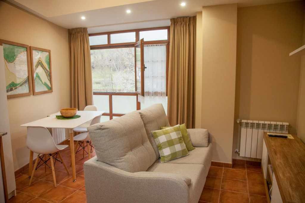 Poo  Cumbres De Los Picos Apartamento La Yedra מראה חיצוני תמונה